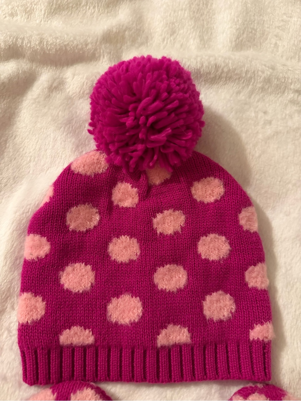 OshKosh B'gosh Pink and Fuchsia Polka Dot Knit Beanie